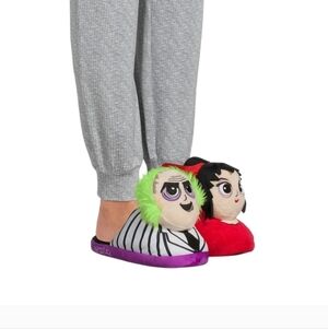Beetlejuice Women's Slippers Size 8-9 NWT